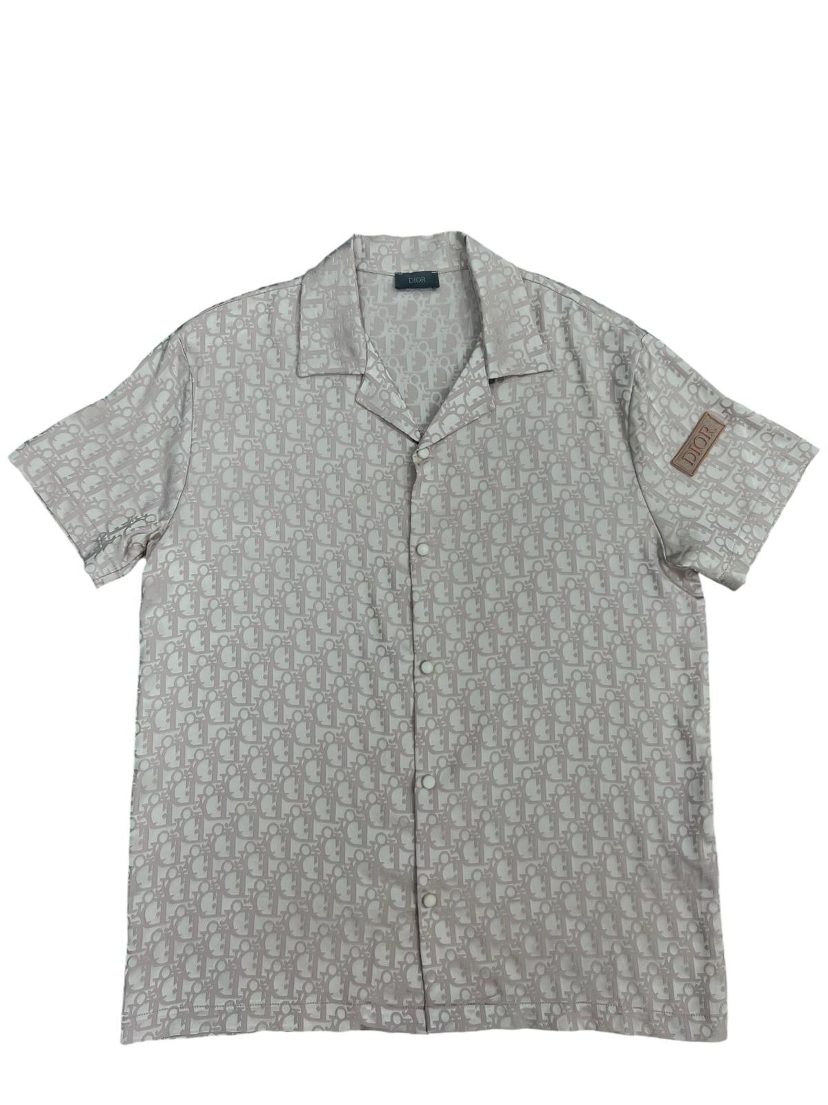 DI O R  Silk Button Up